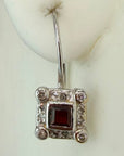 14kモンテカルロガーネットとダイヤモンドのイヤリング(0.17ct)