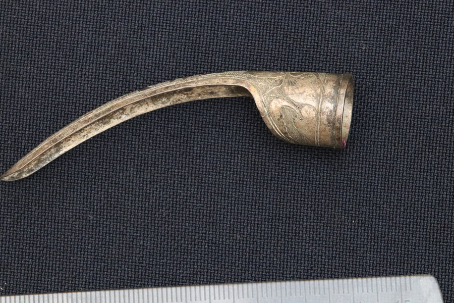 Antique Qing Dynasty Fingernail Guard - Silver
