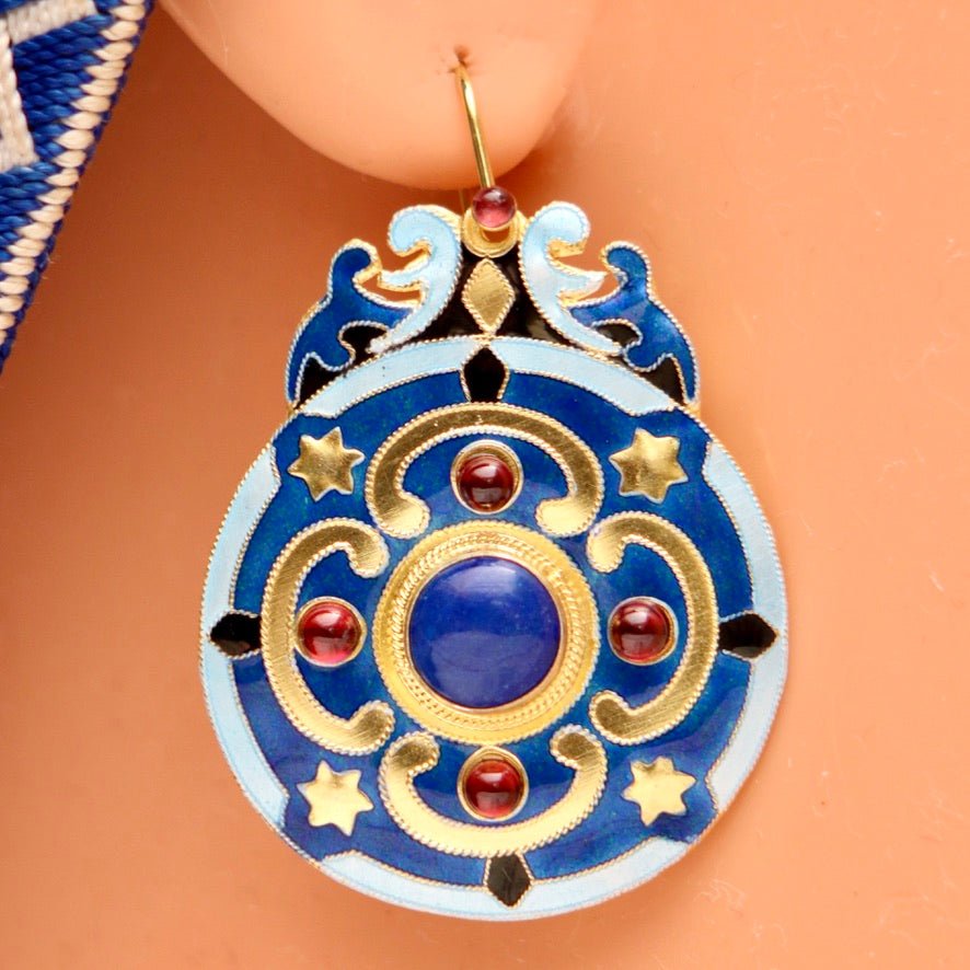 Arabesque Lapis and Garnet Earrings : Museum of Jewelry