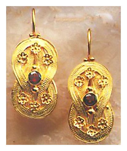 Heracles Knot 14k Gold and Garnet Earrings