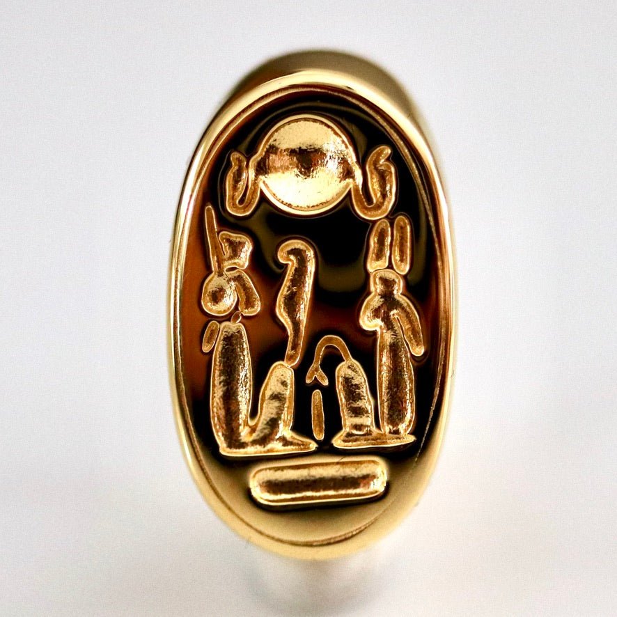 Queen nefertiti deals gold ring