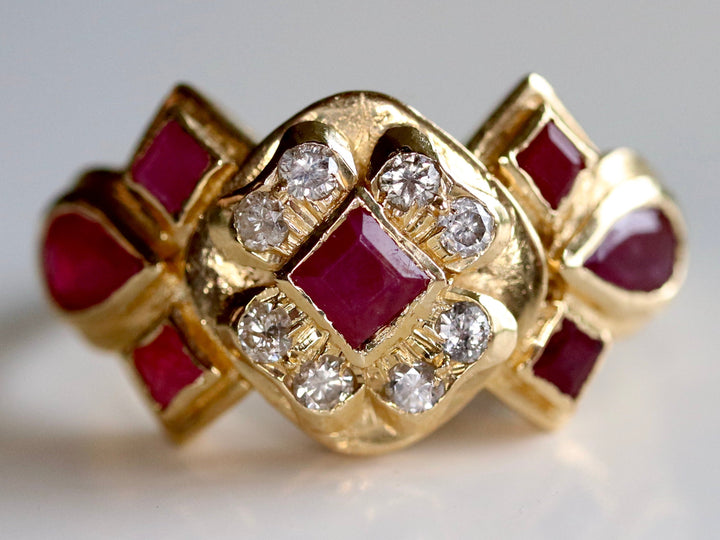 The Beauty of Art Deco Jewelry - MOJ