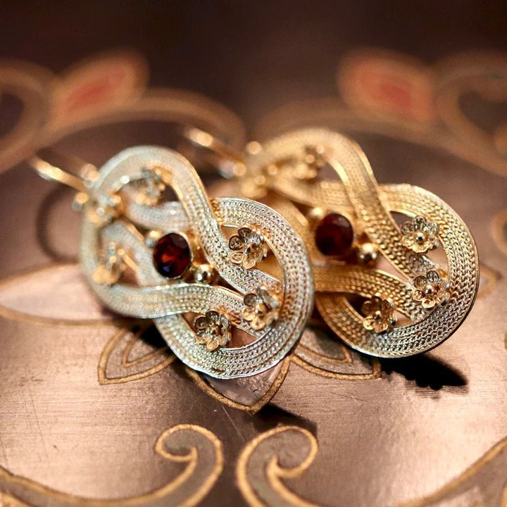 Pin on Ancient Greek jewelry