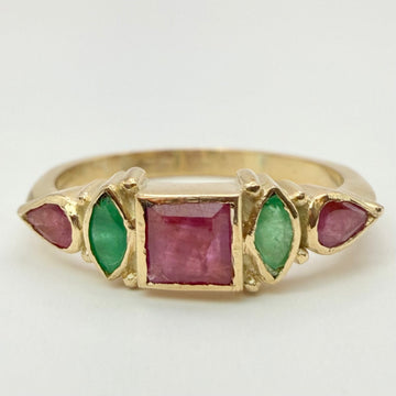ガーネットジュエリー : Museum of Jewelry