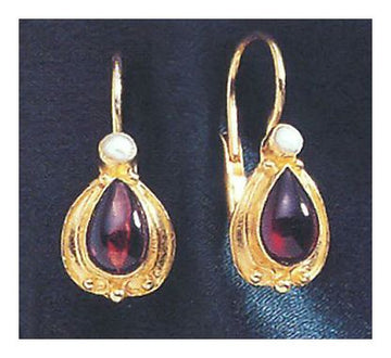 14k Garnet Lamplight Earrings