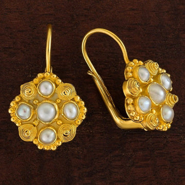 Ann Radcliffe Pearl Earrings