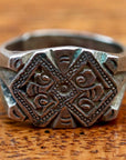 Antique Qing Dynasty Ring - 1017