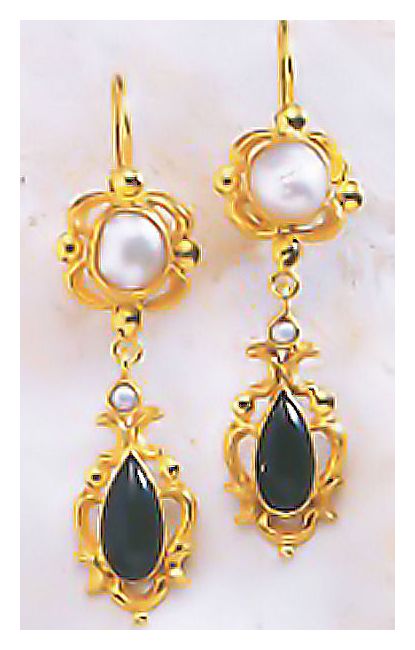 Bloomsbury Onyx Pearl Earrings
