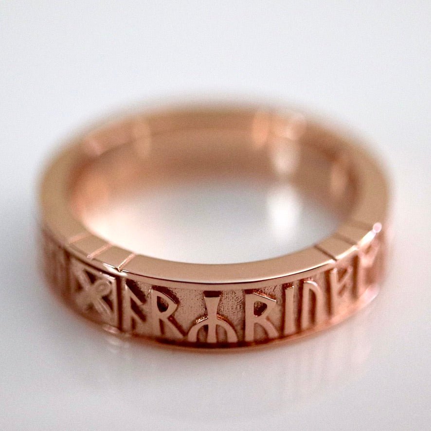 Bramham Moor Ring - Gold