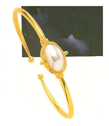 Empress Pearl Bracelet
