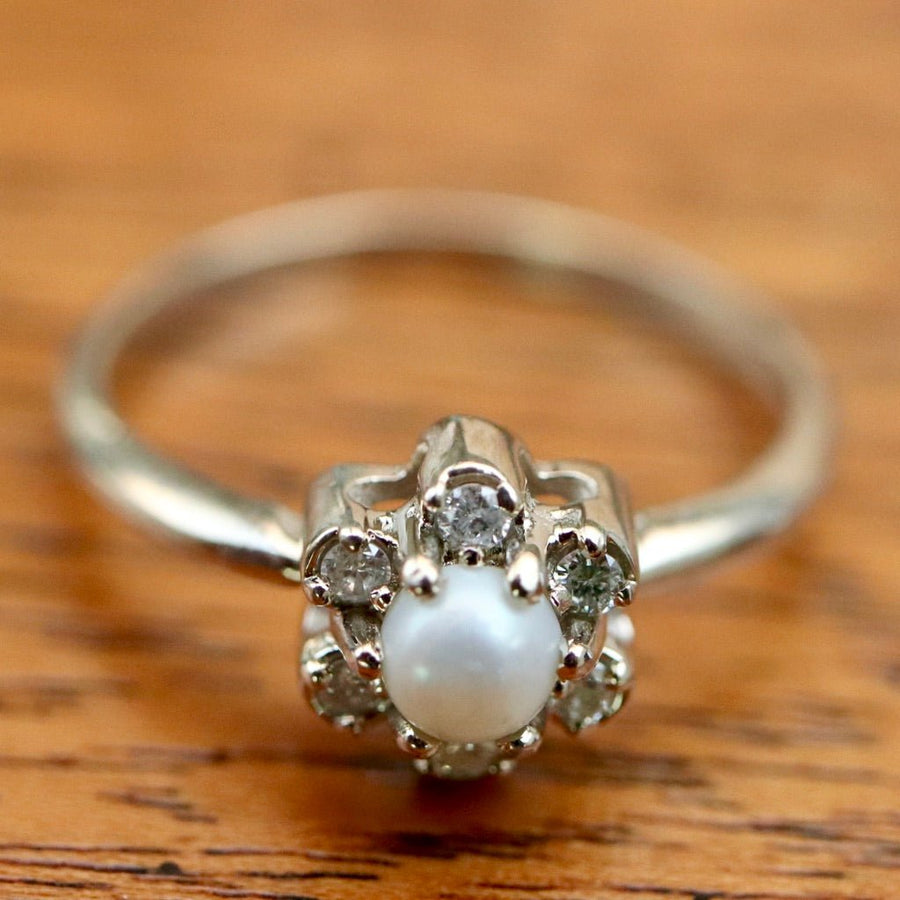 Flower 14k Gold, Pearl and Diamond Ring