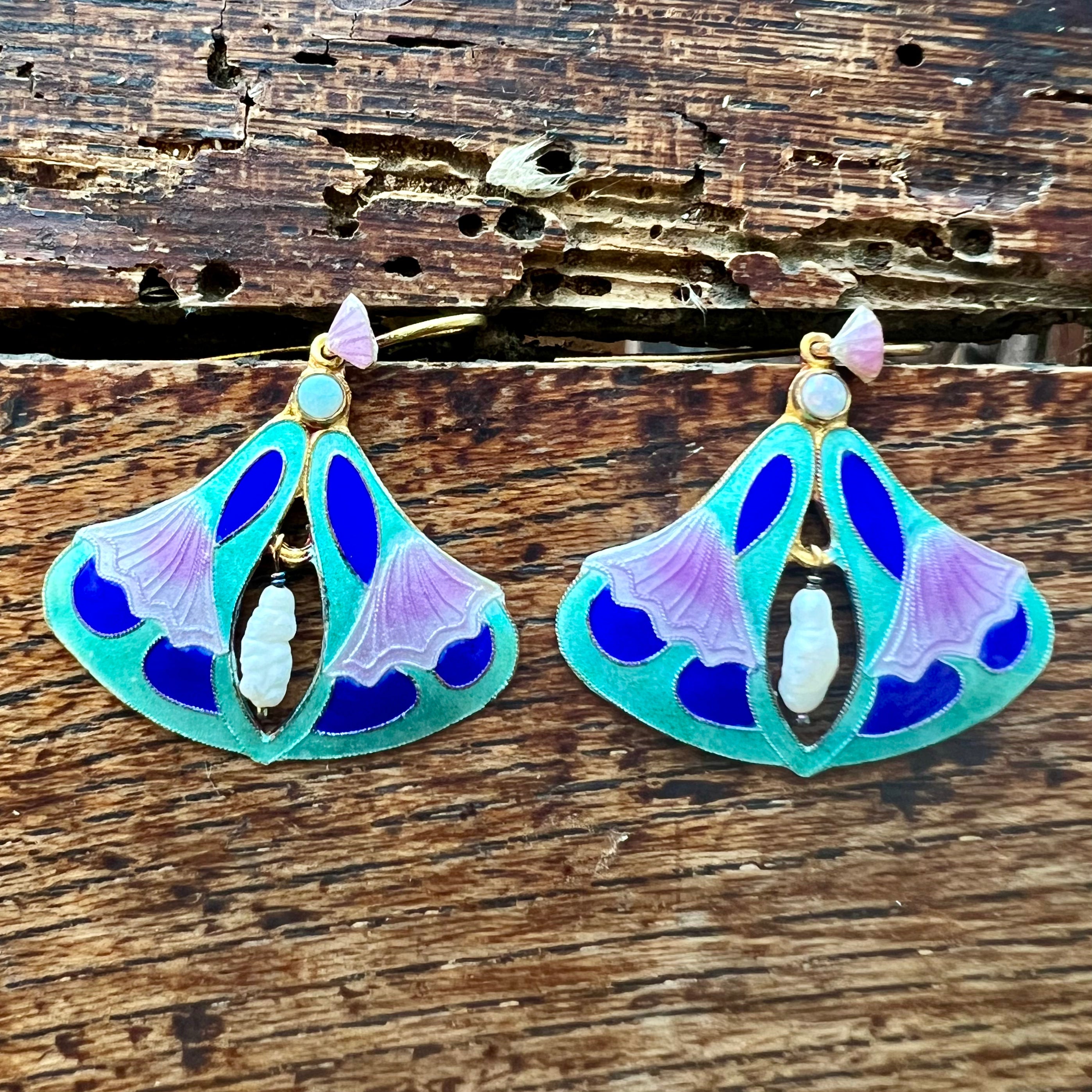アールヌーヴォー　アクセサリー　イヤリング　ネックレス　ペンダント　ブレス ヴィンテージアクセサリー アール・ヌーヴォースタイル 花飾り