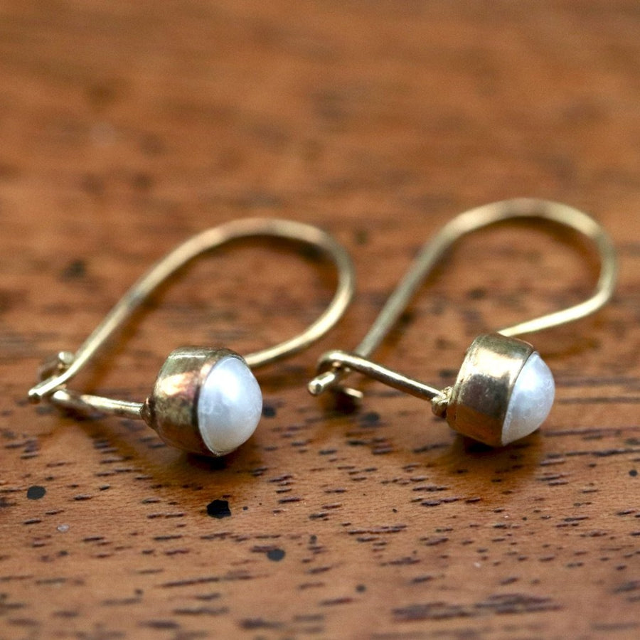 Isadora Pearl Earrings