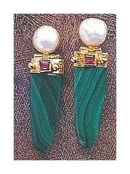 Manhattan Malachite, Pearl Earrings
