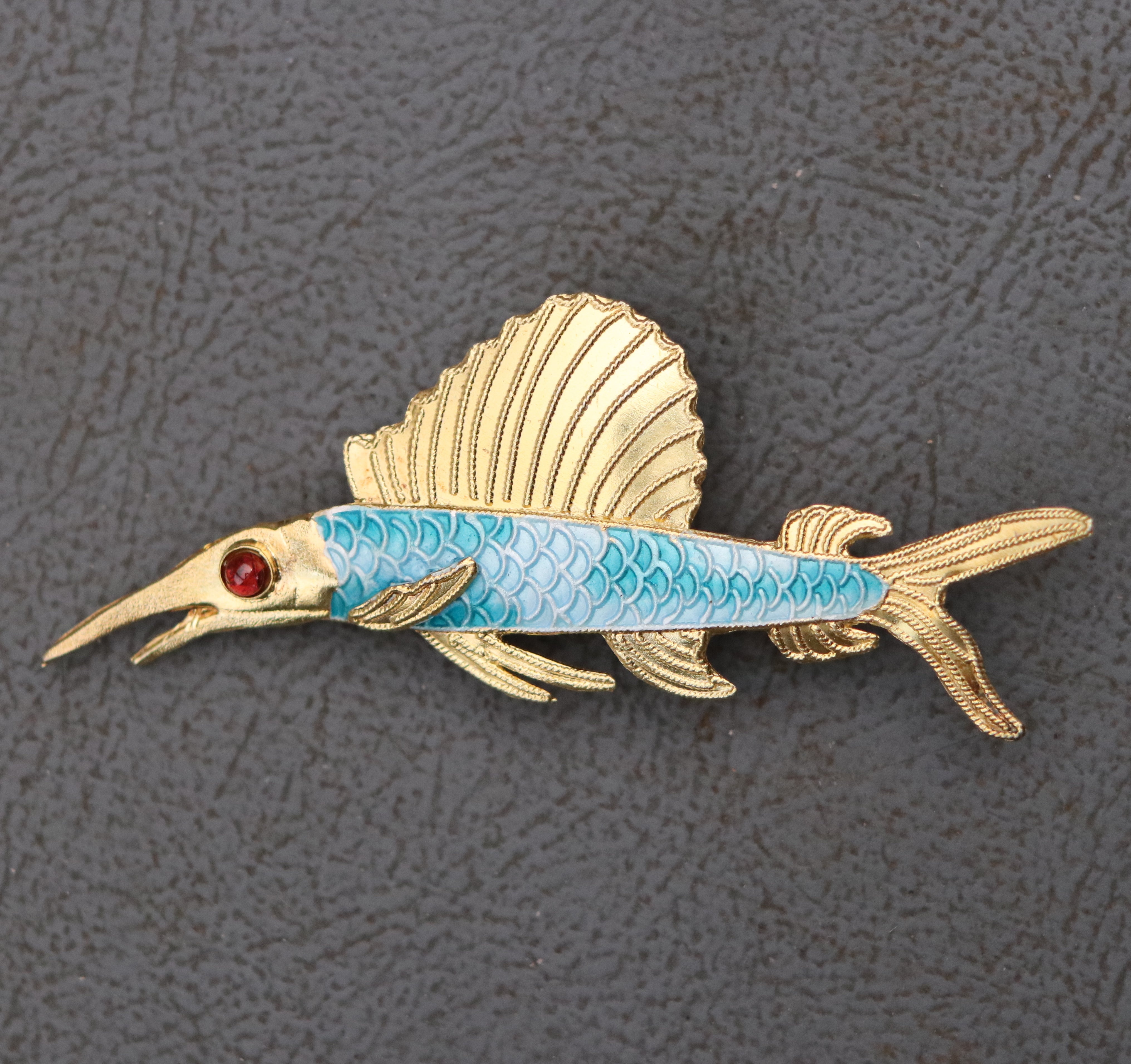 Flying Fish Pin Module Nouveau Flying Fish Garnet Pin : Museum of Jewelry