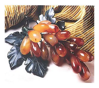 Pair of Hand-Carved Agate Grapes