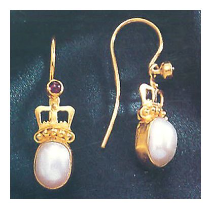 Queen Vi Cultured Pearl Earrings