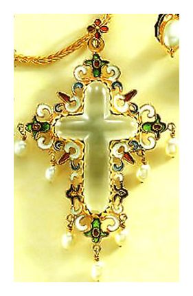 Salamanca Pearl Cross Necklace