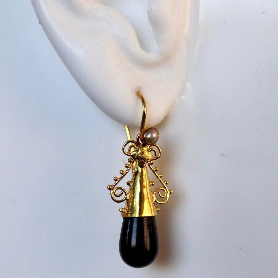 Salome 14k Gold, Onyx and Pearl Earrings