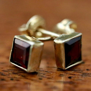 Square Stud Garnet Earrings